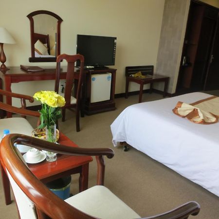 Indochine Hotel Tỉnh Kontum Kültér fotó