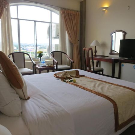 Indochine Hotel Tỉnh Kontum Kültér fotó
