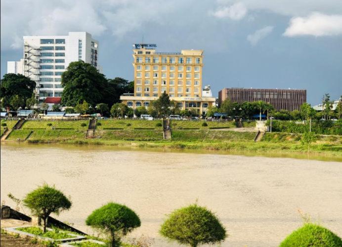 Indochine Hotel Tỉnh Kontum Kültér fotó